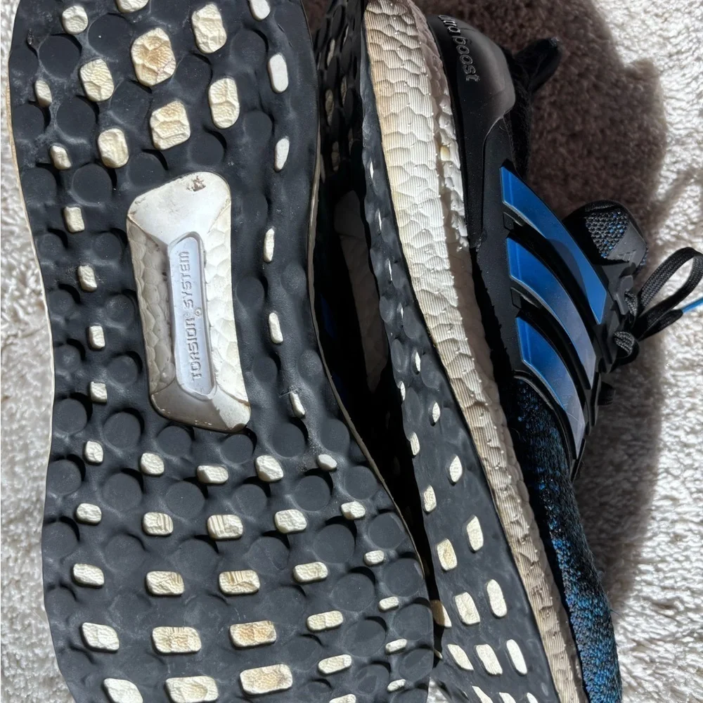 adidas Men's Blue and Black Athletic Shoes